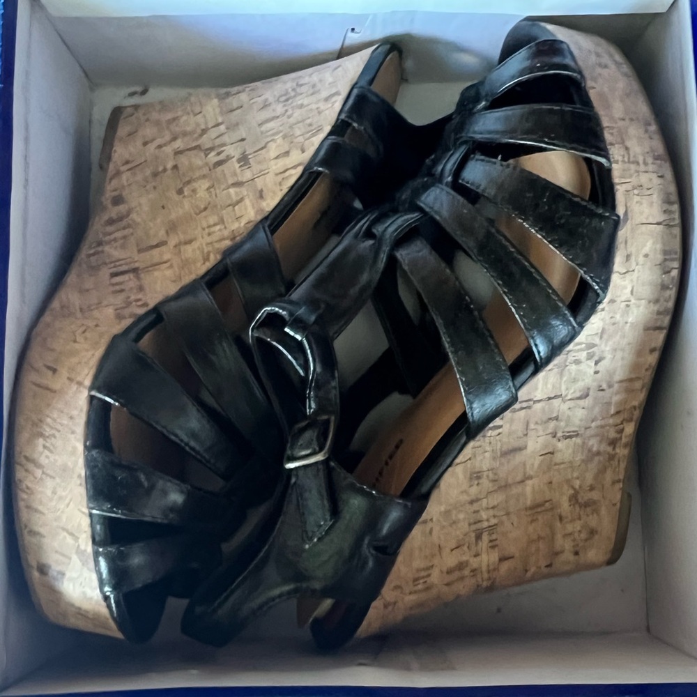 Classified Shoes Haymi-S Wedge Sandal